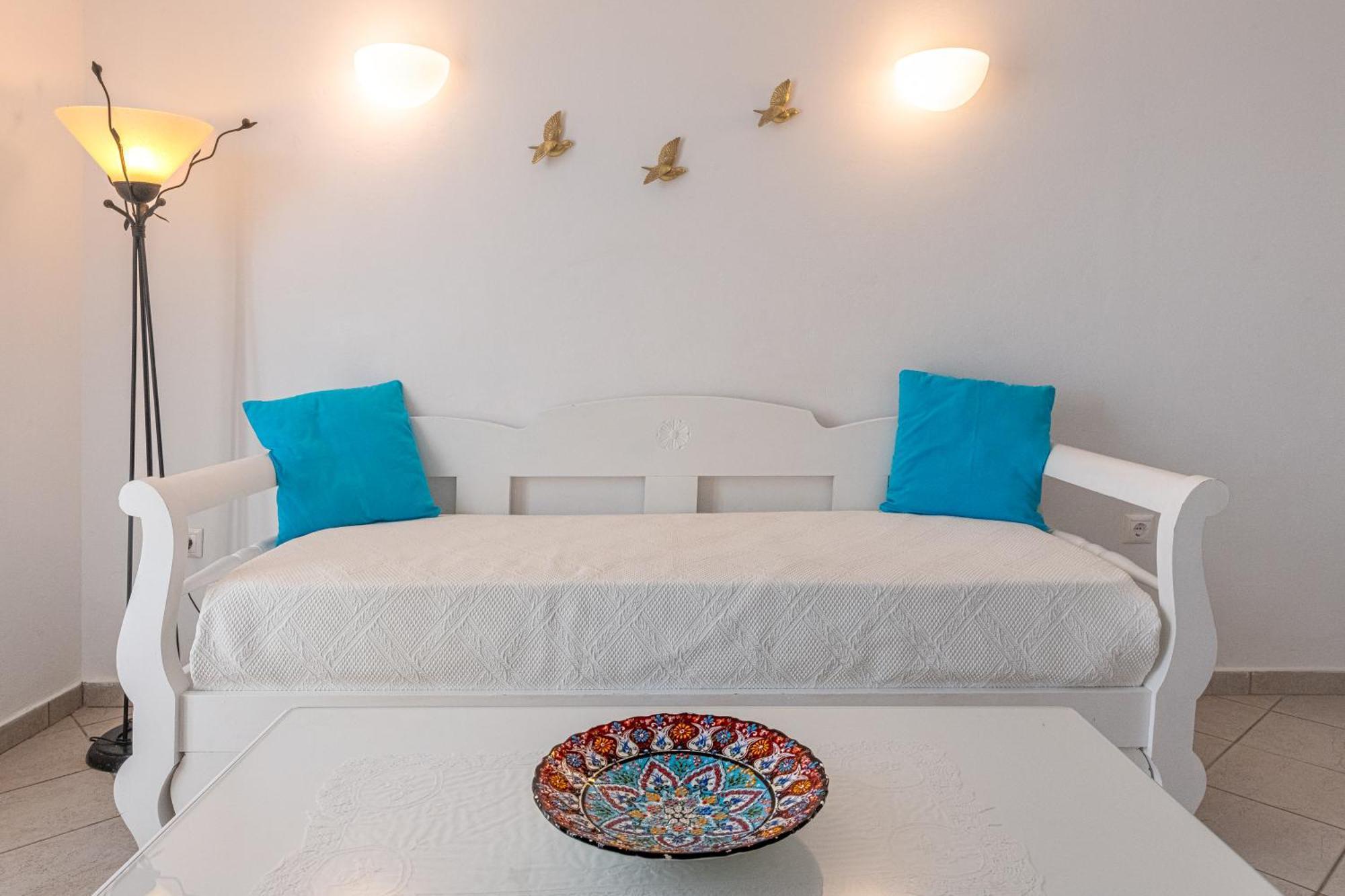 Reverie Santorini Hotel Firostefani Exterior photo